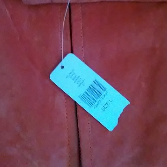 ie. Relaxed orange suede jacket - Picture 2 of 3